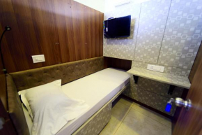 Bedspace- Capsule AC Hotel, Hampankatta